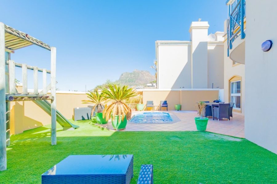 To Let 3 Bedroom Property for Rent in Northshore Western Cape